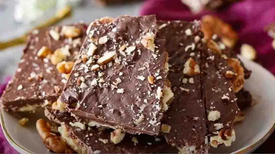 Toffee Cracker Candy